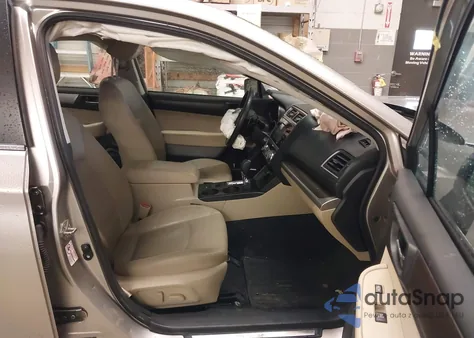 2016 Subaru Legacy 2.5I Limited из США, поврежденный, VIN 4S3BNAJ66G3030700